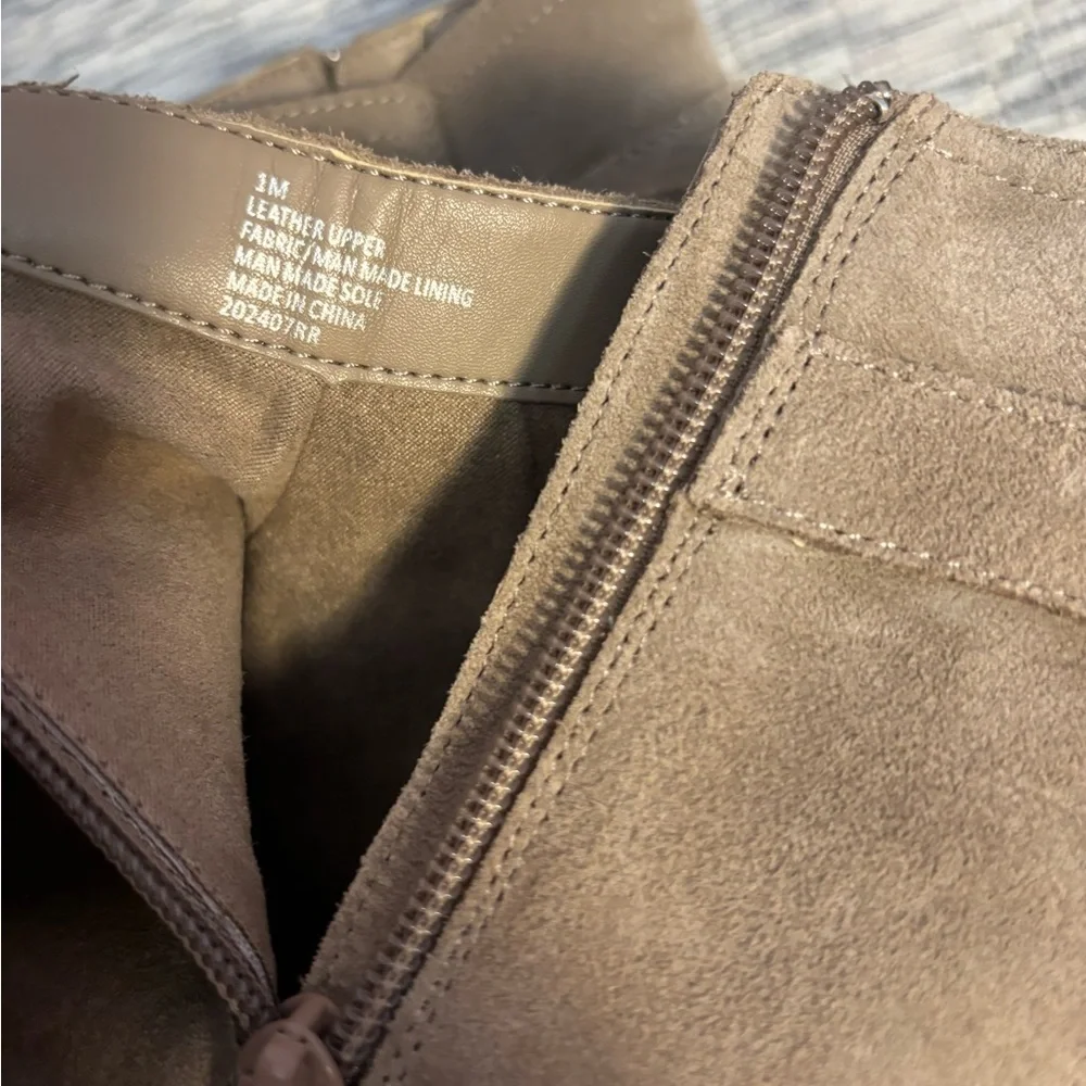 NWOT GB Girls Ankle Booties Sz 1M | GB Girls Fall Booties | Ankle Boots -